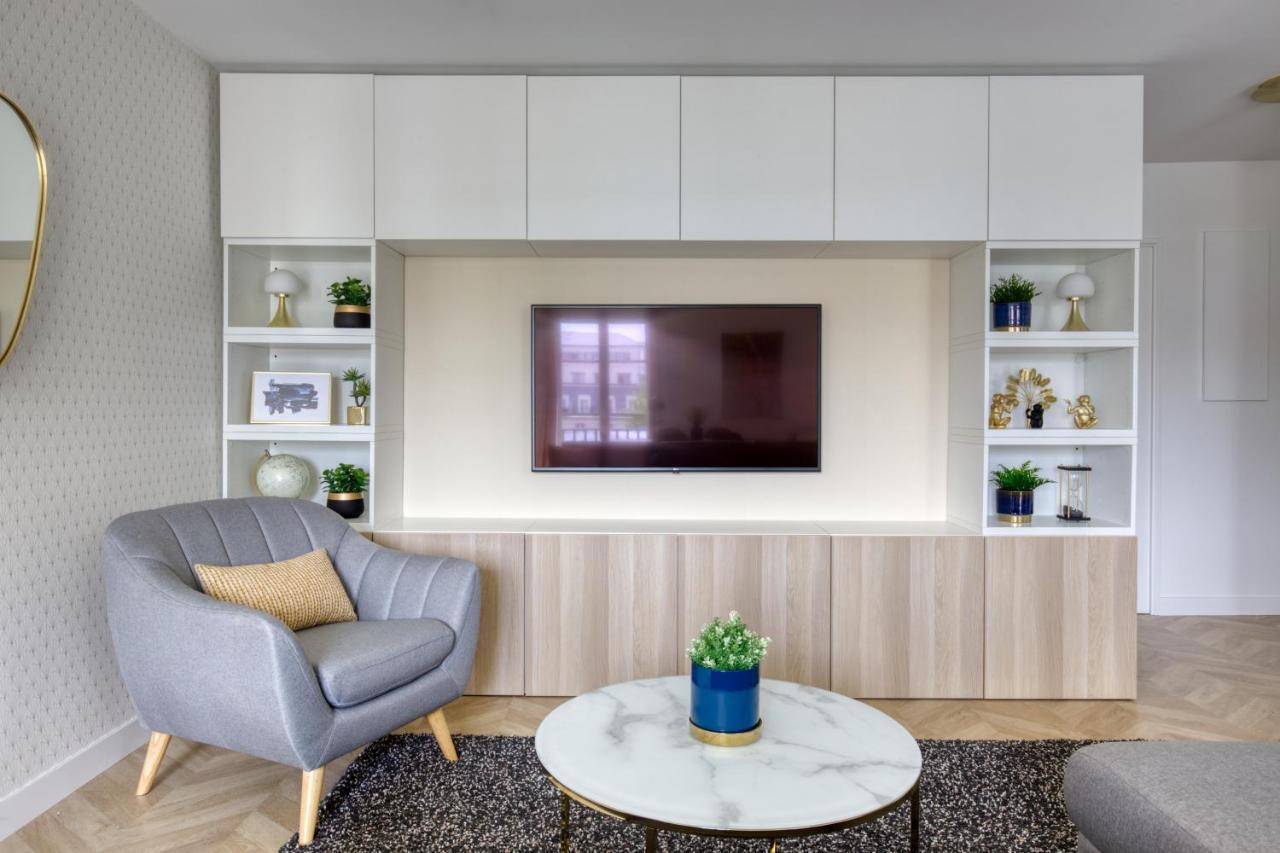 Suite Imperiale, Disneyland Paris, 6 Personnes Chessy  Luaran gambar